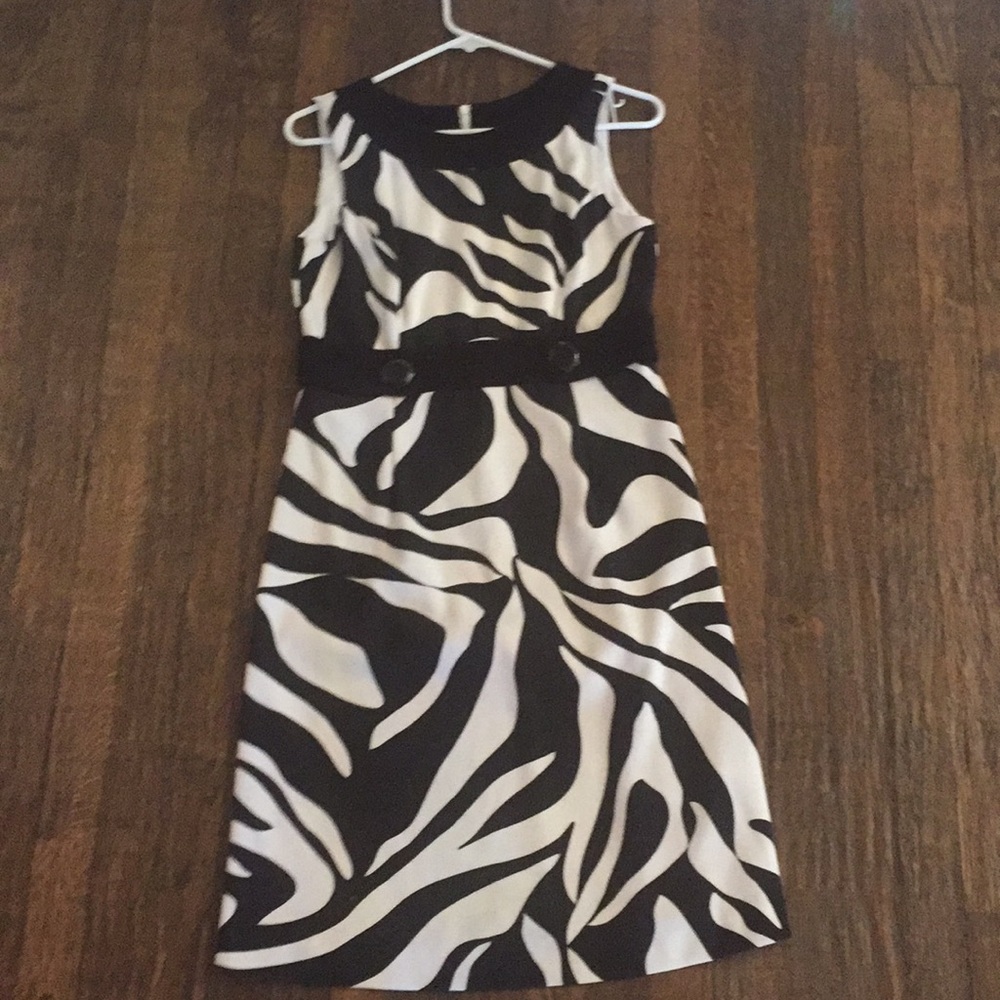 Women’s willow glen dress size 8.